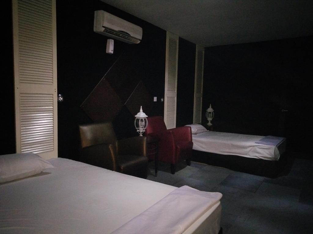 Transit Room Klia - Residence Villa Kampong Kubang Beras Eksteriør bilde