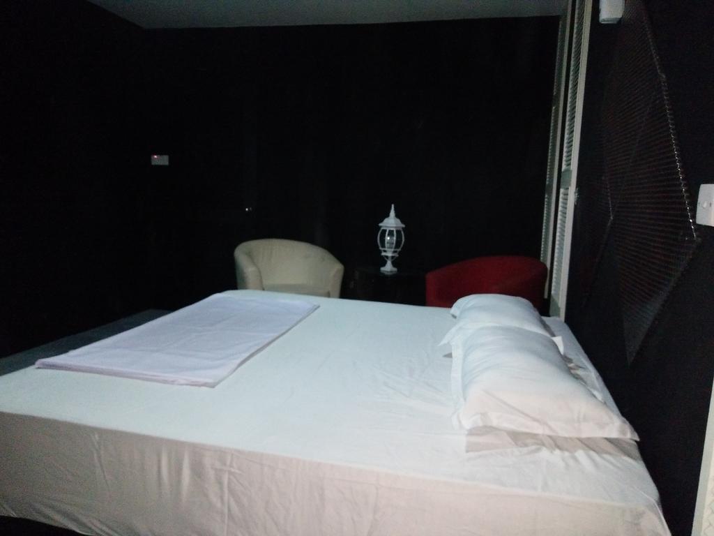 Transit Room Klia - Residence Villa Kampong Kubang Beras Eksteriør bilde